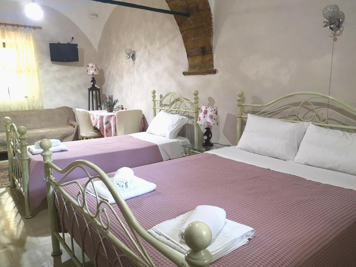 Clio Apartments Kampochora (Chios)